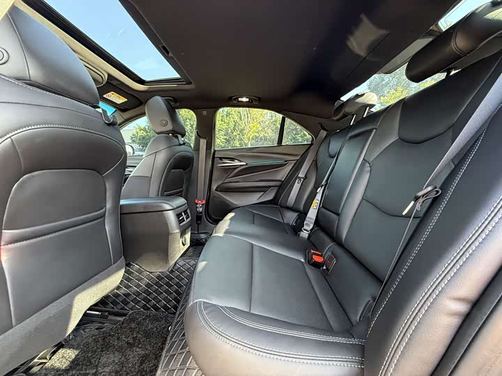 Cadillac CT4, 2023 — фото 6 из 9