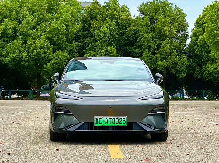 Geely Galaxy E8, 2024 — фото 3 из 9