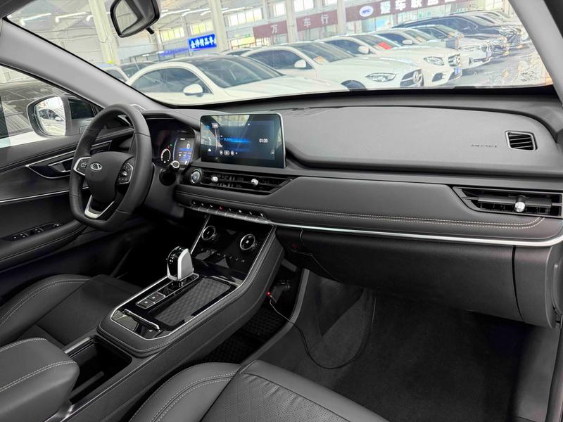Chery Tiggo 8, 2022 — фото 7 из 12