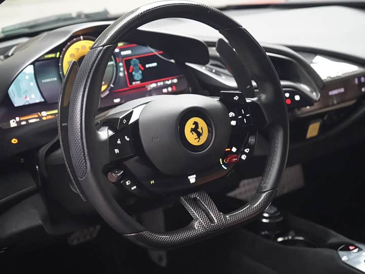 Ferrari SF90, 2023 — фото 9 из 9