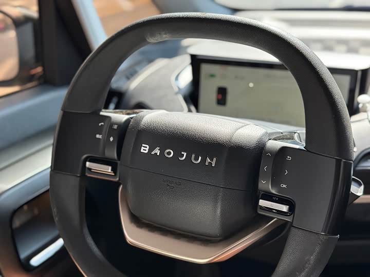Baojun KiWi EV, 2022 — фото 7 из 9
