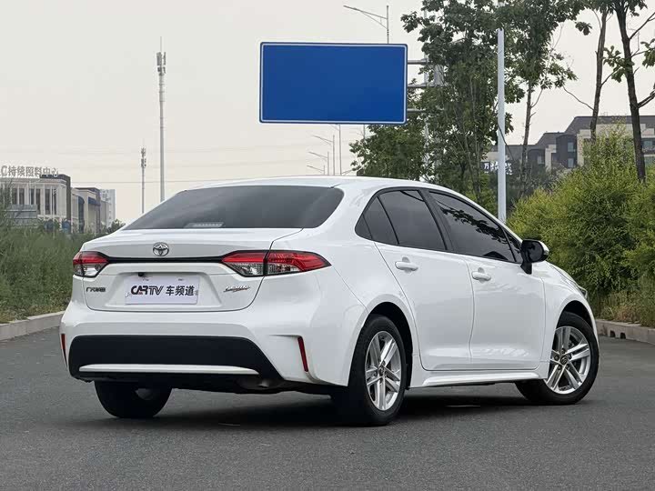 Toyota Levin, 2022 — фото 5 из 9