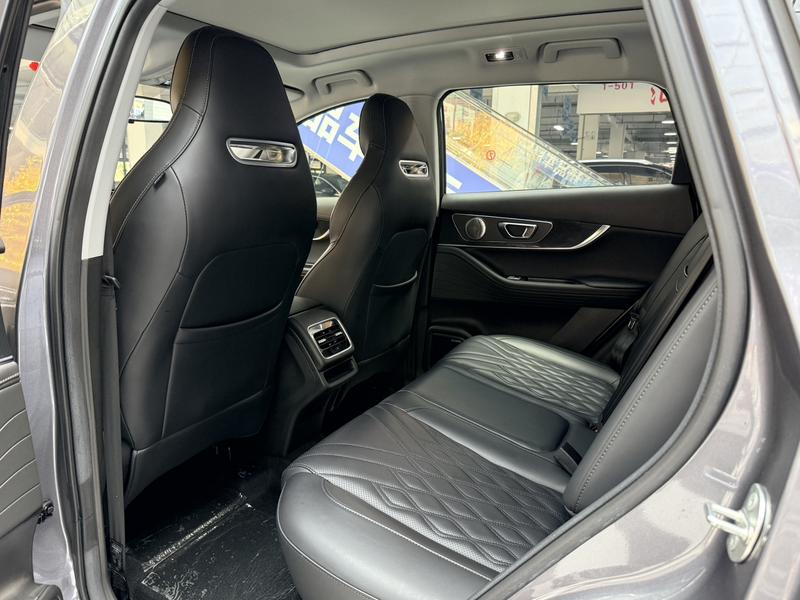 Chery Tiggo 7 Plus, 2023 — фото 10 из 11