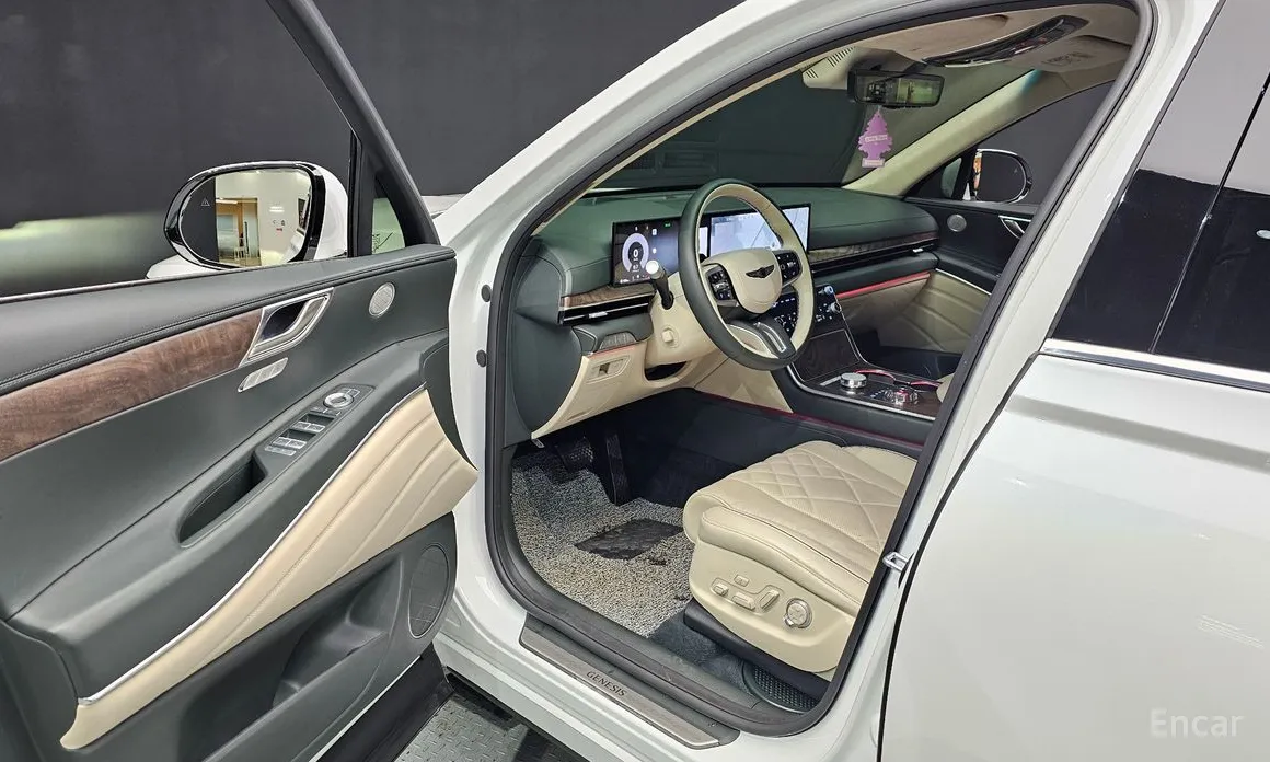 Genesis GV80, 2023 — фото 11 из 12