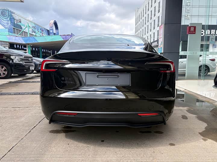 Tesla Model 3, 2026 — фото 6 из 9