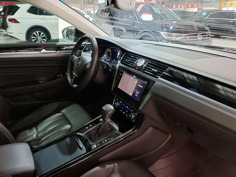 Volkswagen Phideon, 2022 — фото 6 из 12