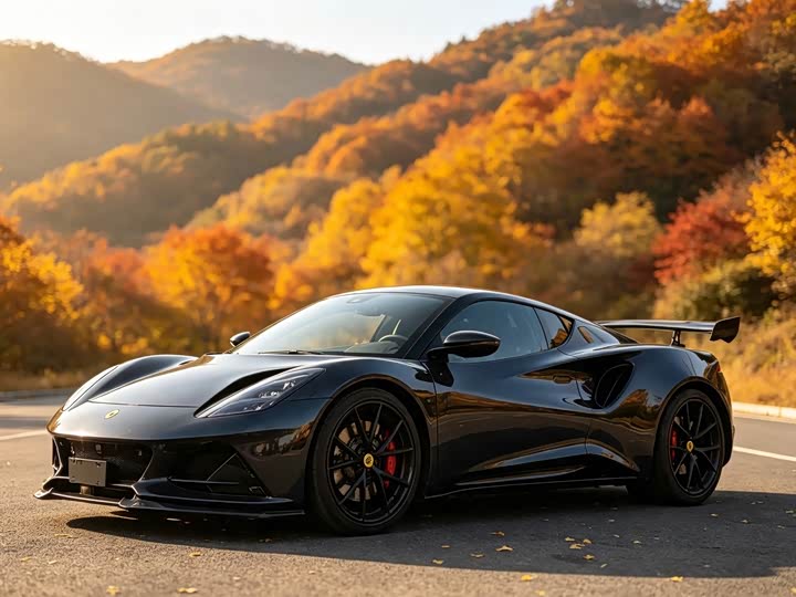 Lotus Emira, 2023 — фото 3 из 9