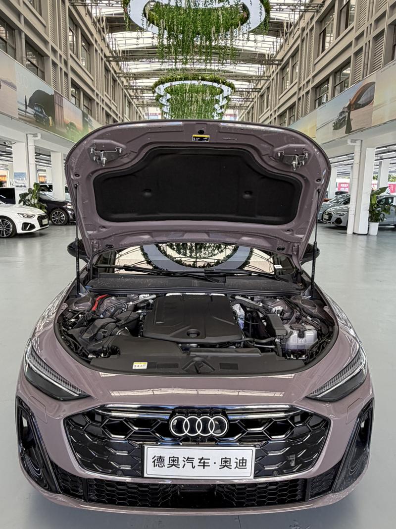 Audi A5L, 2025 — фото 2 из 11