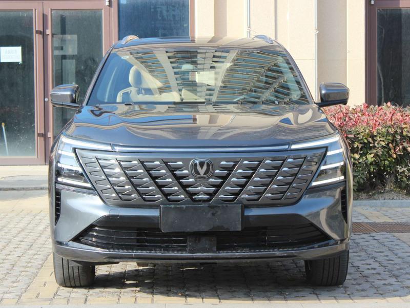 Changan CS75 Plus, 2024 — фото 2 из 12