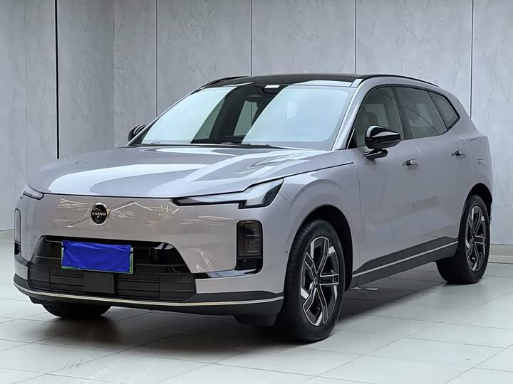 Volvo XC70 Hybrid, 2025 — купить в Владимире под ключ