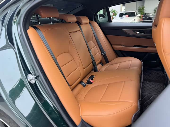 Jaguar XE L, 2023 — фото 5 из 9