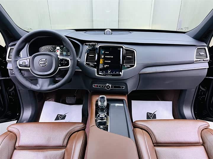 Volvo XC90 Hybrid, 2021 — фото 9 из 9