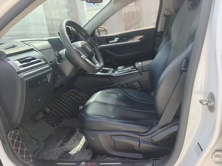 BYD Qin Plus, 2023 — фото 3 из 7