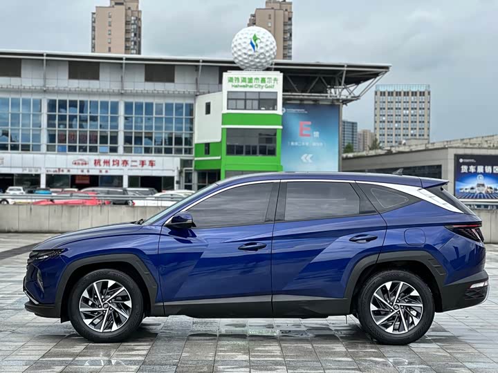 Hyundai Tucson L, 2022 — фото 7 из 9