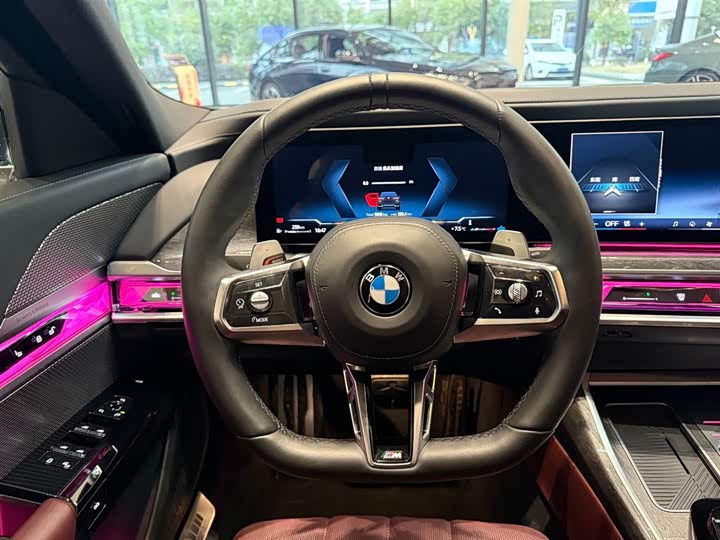 BMW 7 Series, 2024 — фото 6 из 9