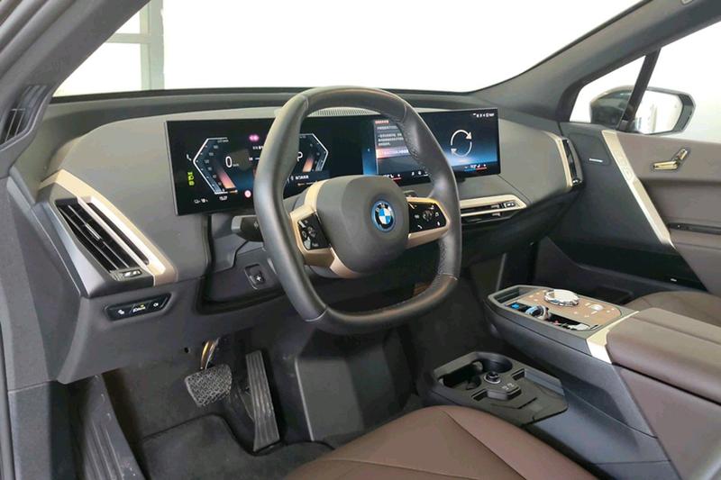 BMW iX, 2025 — фото 6 из 12
