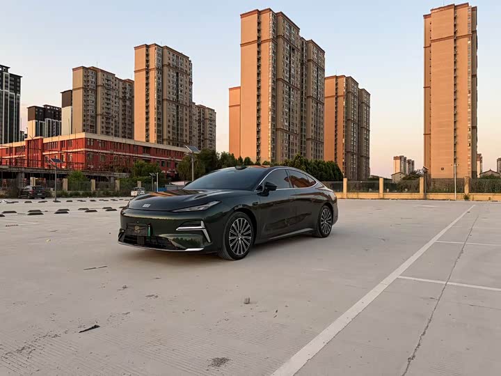 Geely Galaxy Starshine 8 EM-i, 2025 — купить в Нижнем Новгороде под ключ