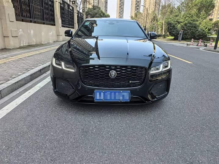 Jaguar XF L, 2022 — фото 2 из 9