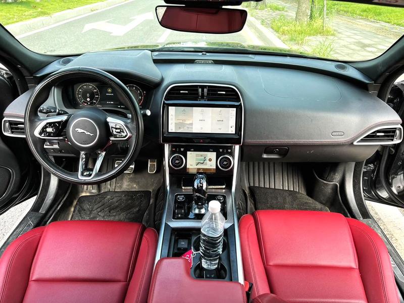 Jaguar XE L, 2023 — фото 6 из 9