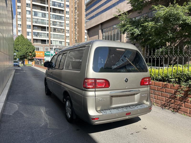 Dongfeng Forthing Lingzhi M5, 2023 — фото 4 из 11