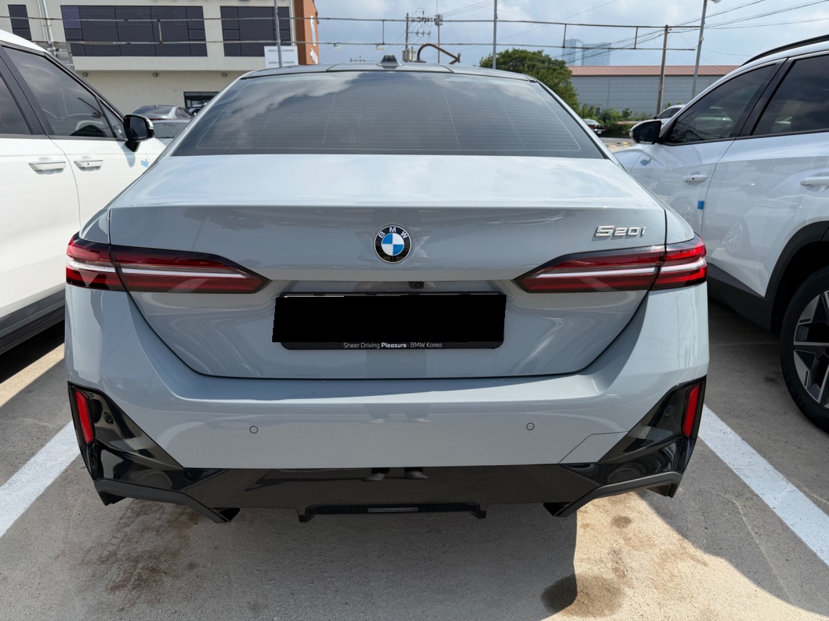 BMW 5 Series, 2025 — фото 4 из 12