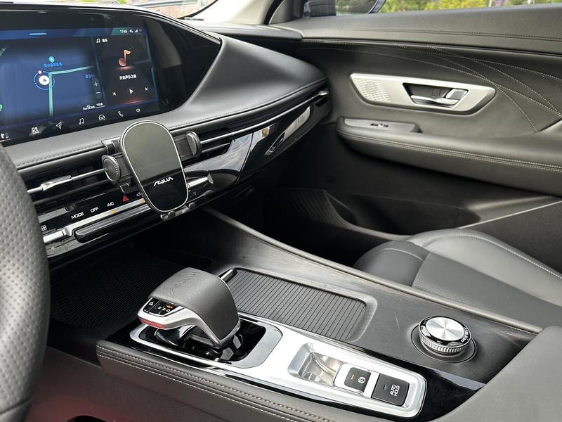 Dongfeng Aeolus Huge, 2024 — фото 11 из 12