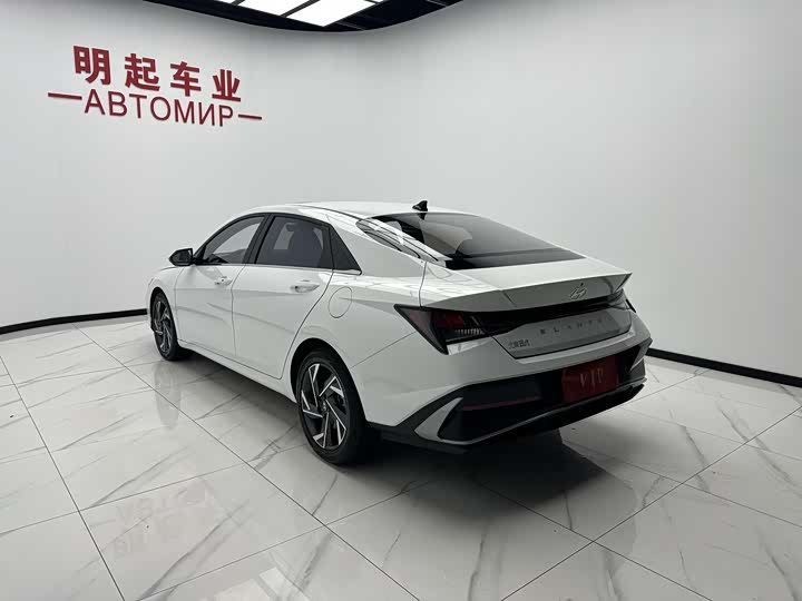 Hyundai Elantra N line, 2023 — фото 8 из 9