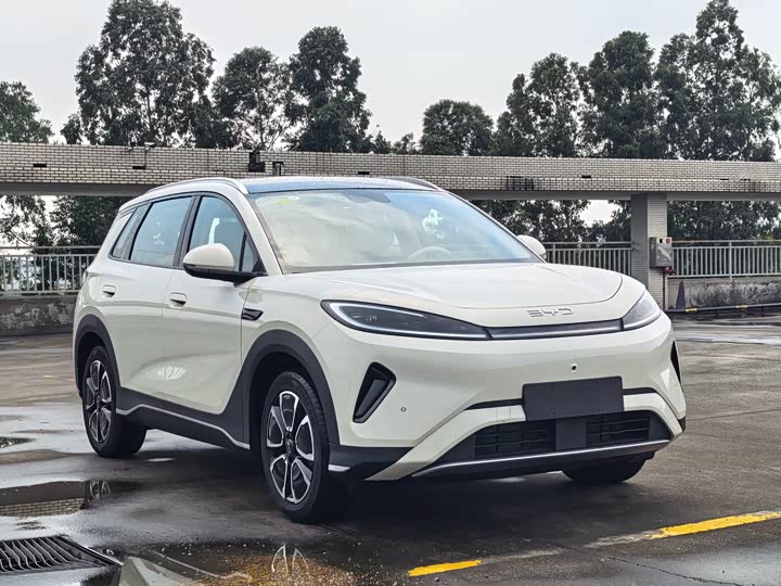 BYD Sea Lion 05 DM-i Hybrid, 2026 — фото 7 из 9