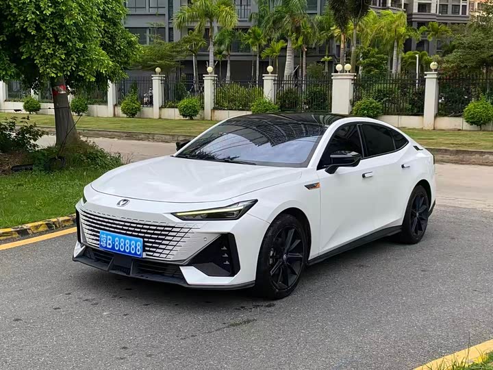 Changan UNI-V, 2023 — купить в Нижнем Новгороде под ключ