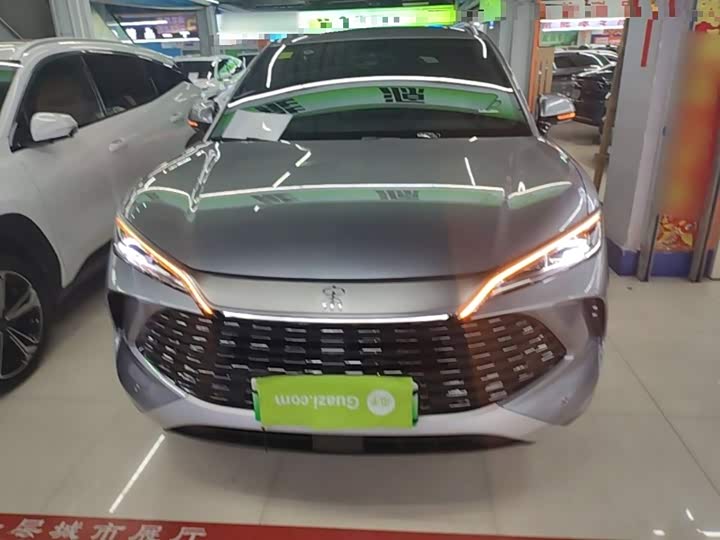 BYD Song L DM-i Hybrid, 2026 — фото 3 из 9