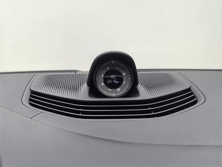 Porsche Taycan, 2025 — фото 9 из 9