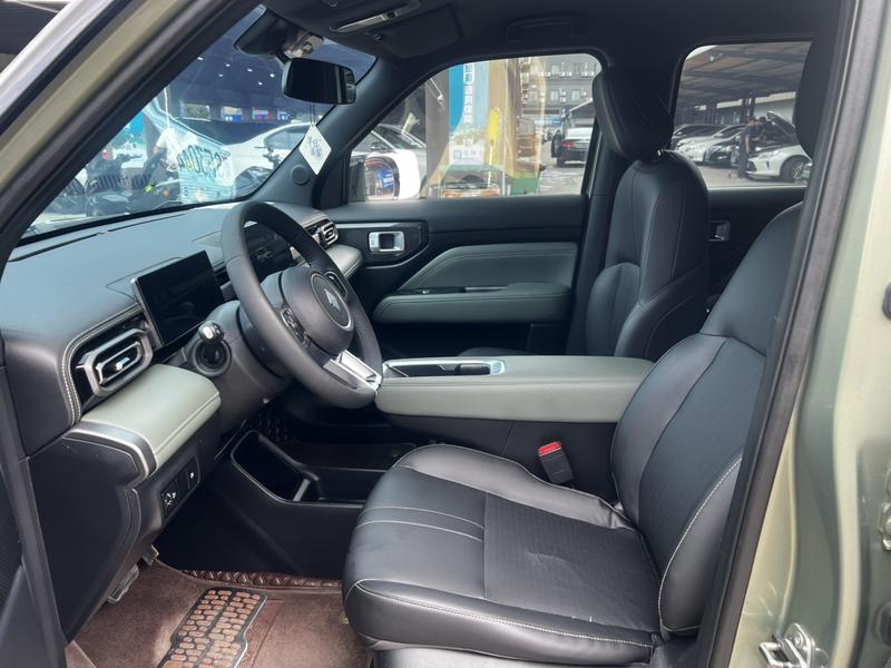 Baojun Yep Plus, 2024 — фото 8 из 10