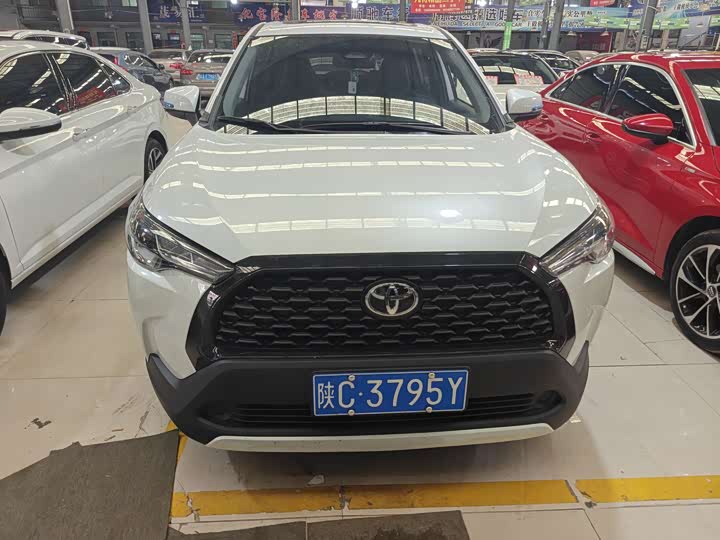 Toyota Corolla Cross, 2025 — фото 2 из 7