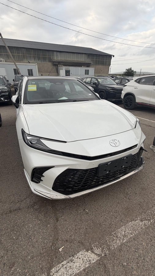 Toyota Camry, 2026