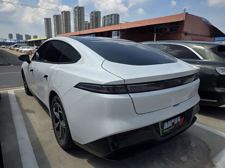 Dongfeng Yipai eπ 007, 2024 — фото 7 из 9