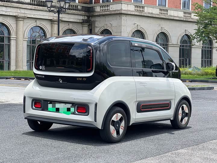 Baojun KiWi EV, 2022 — фото 6 из 9