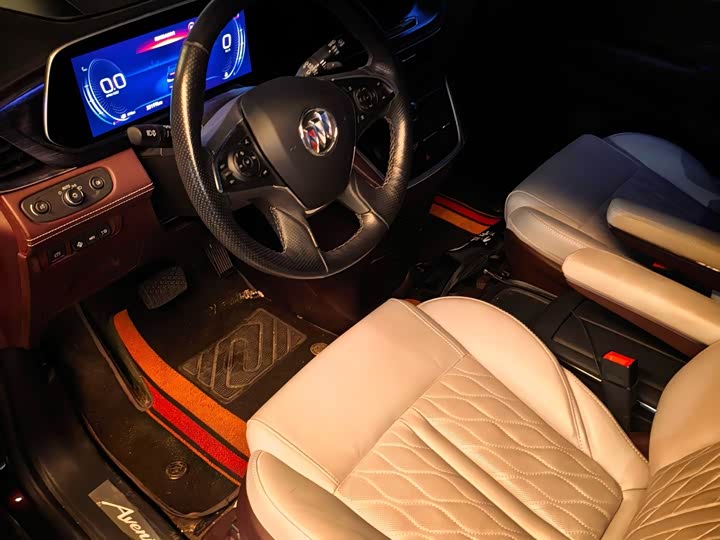 Buick GL8 ES, 2021 — фото 2 из 3