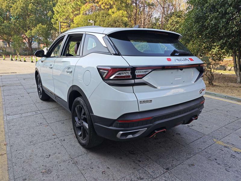 Dongfeng Aeolus AX7, 2022 — фото 5 из 12