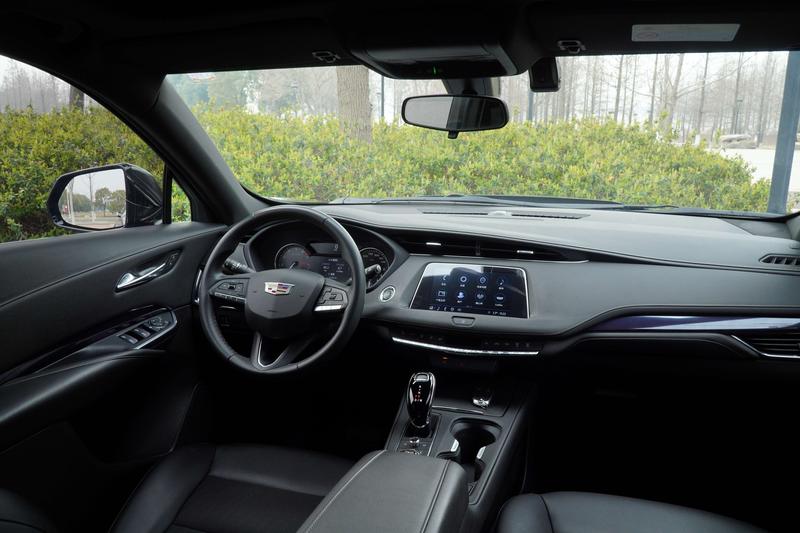 Cadillac XT4, 2022 — фото 6 из 12