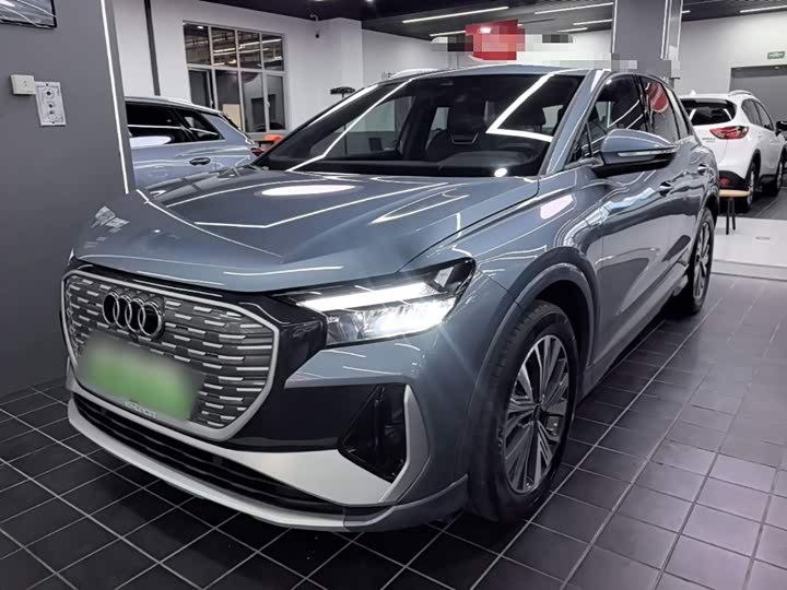 Audi Q4 e-tron, 2024 — купить в Санкт-Петербурге под ключ