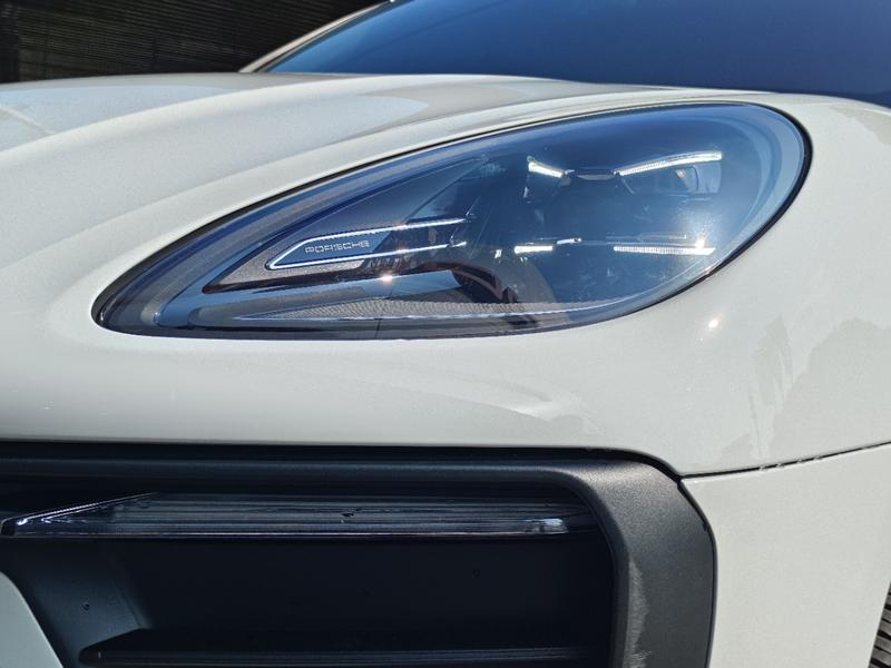 Porsche Macan, 2022 — фото 6 из 12