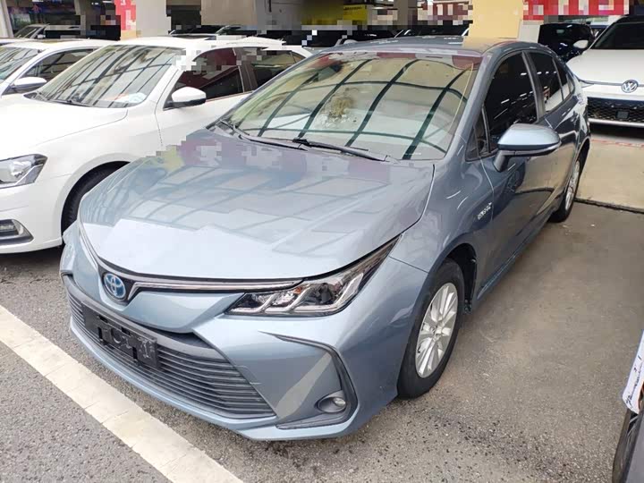 Toyota Corolla, 2022 — фото 2 из 9