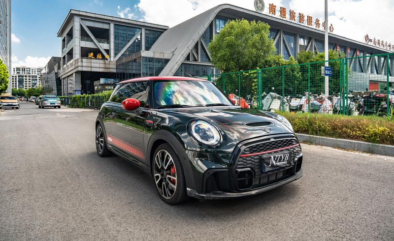 Mini Mini JCW, 2021 — фото 3 из 12