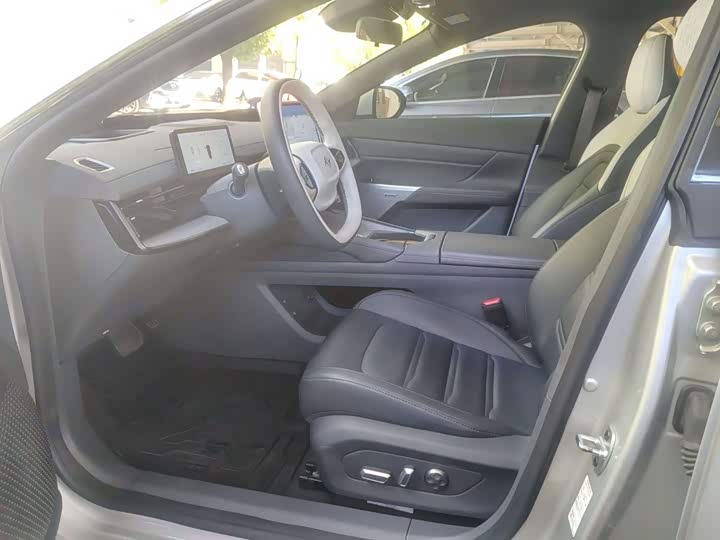 Dongfeng Yipai eπ 007, 2024 — фото 4 из 9