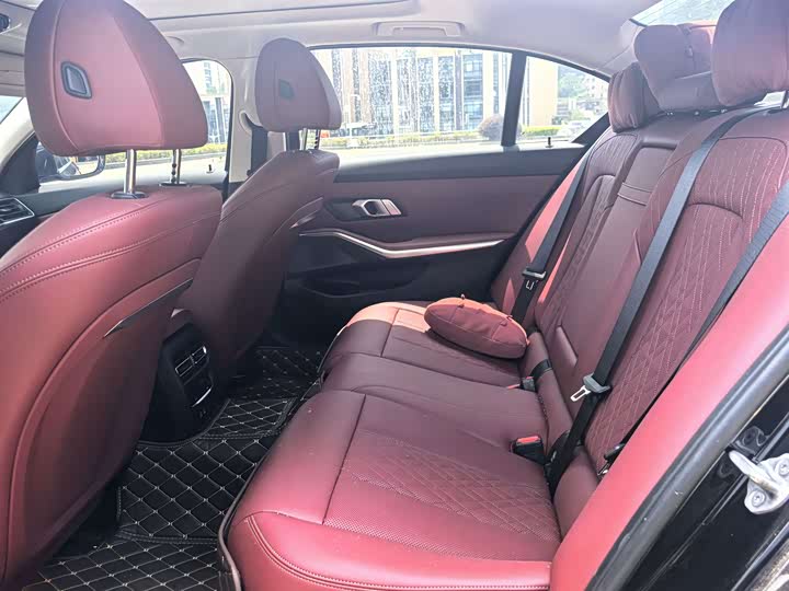 BMW i3, 2023 — фото 9 из 9