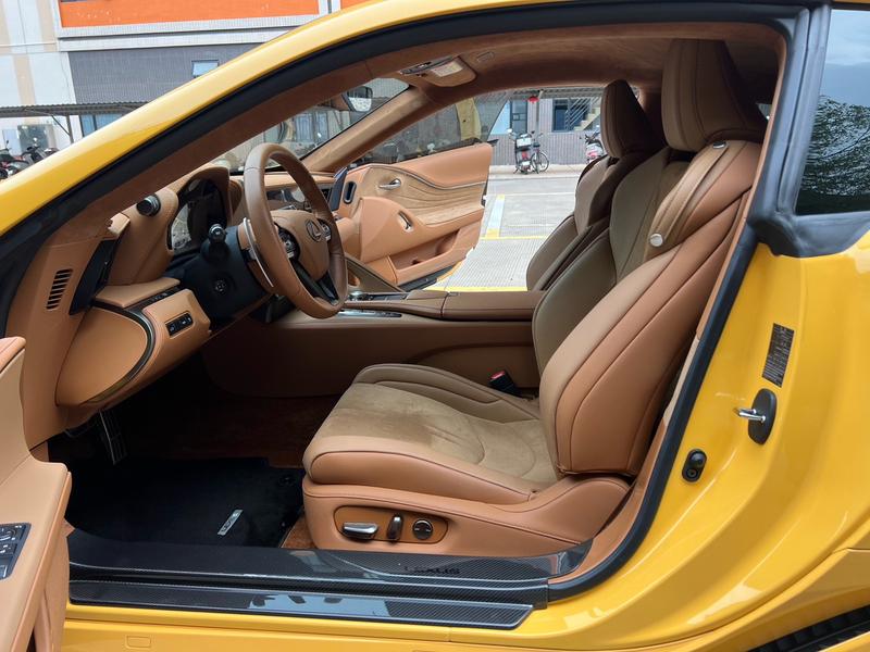 Lexus LC, 2022 — фото 10 из 12