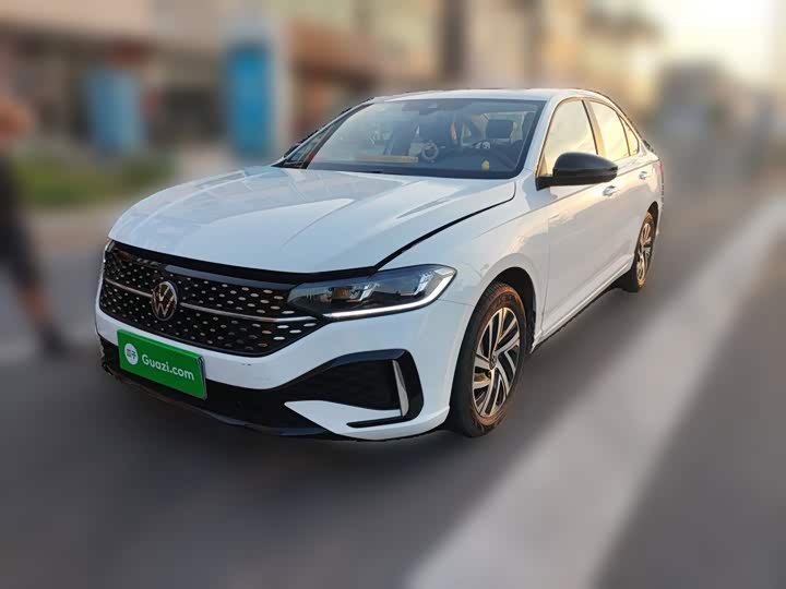 Volkswagen Lavida, 2023 — купить в Курске под ключ