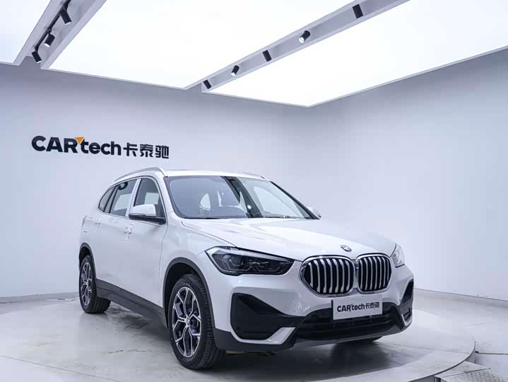 BMW X1, 2022 — фото 7 из 9