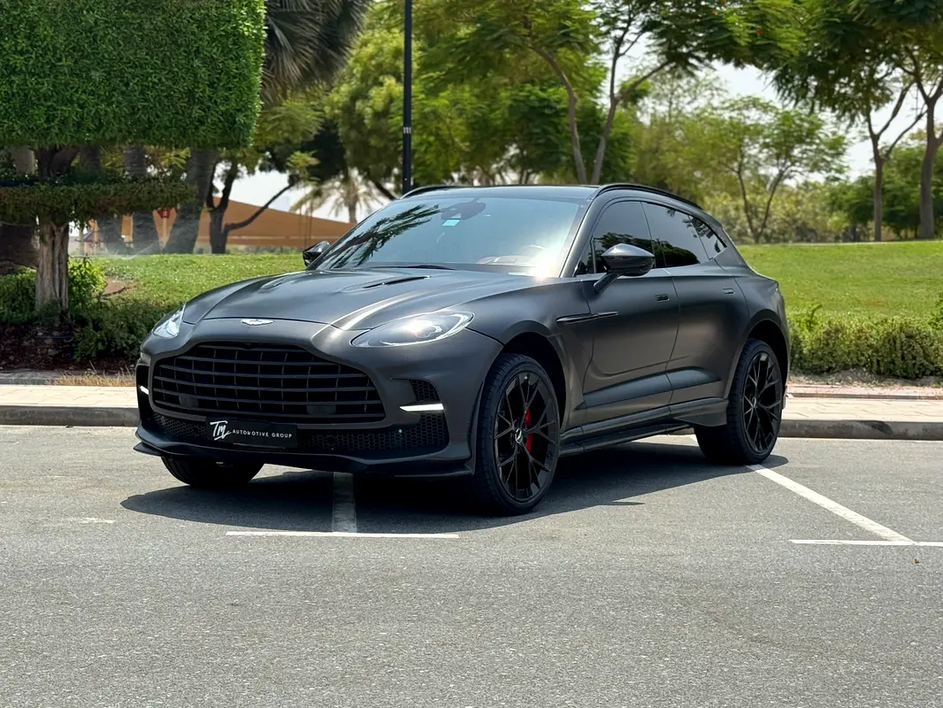 Aston Martin DBX, 2023