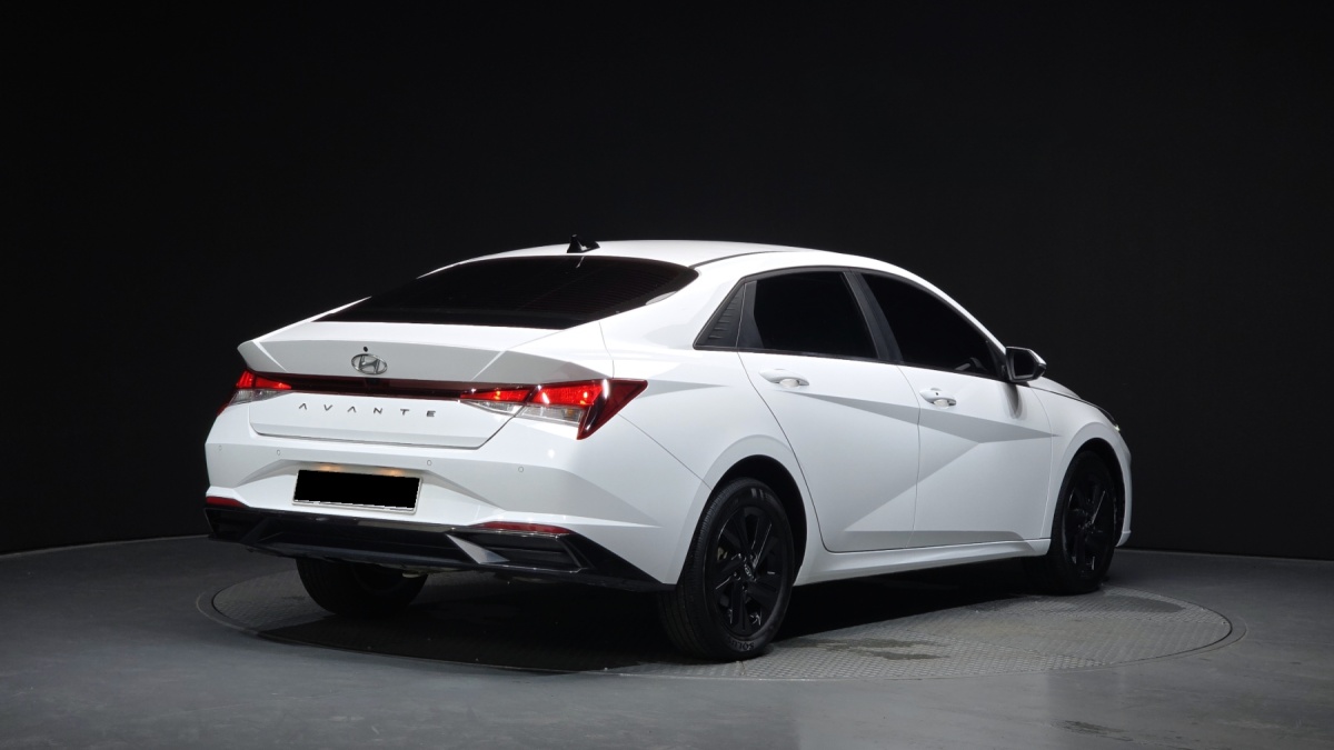 Hyundai Avante, 2022 — фото 2 из 12
